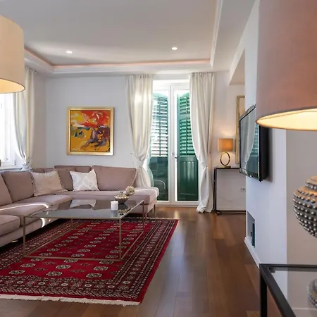 Luxury Bossa Apartman