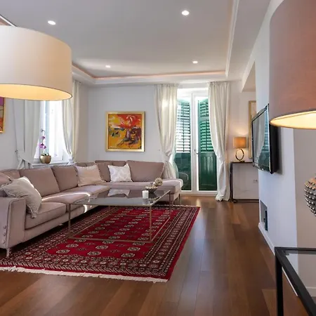 Luxury Bossa Apartment